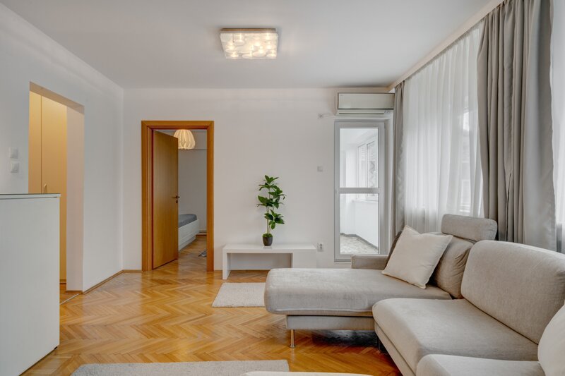 Beller, inchiriere apartament cochet 3 camere, garaj