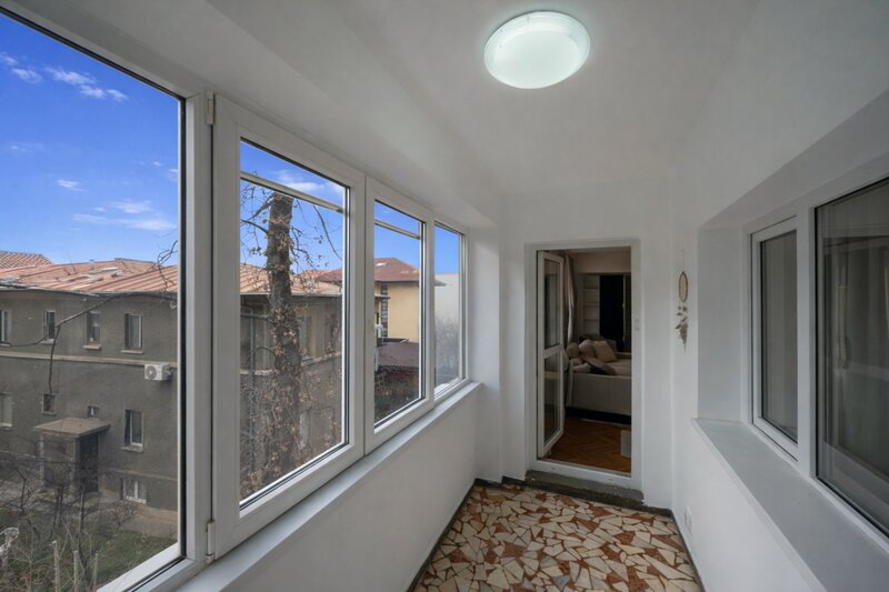 Beller, inchiriere apartament cochet 3 camere, garaj